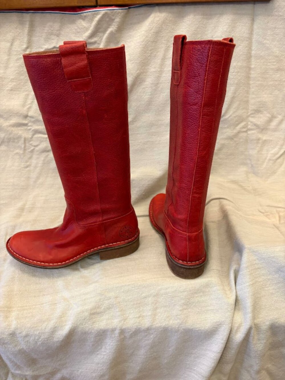 Kickers red leather knee boots. European size 41. - Picture 4 of 9
